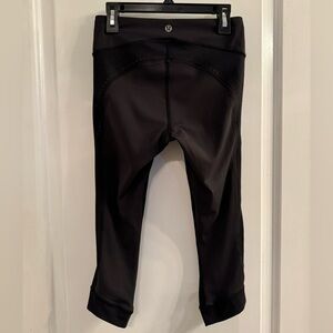 Lululemon Stop At Nothing Crop Black